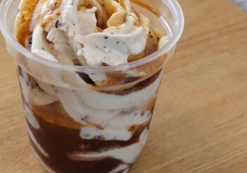 5D0DE895-B4C8-4967-BBD2-B6B495735EC7